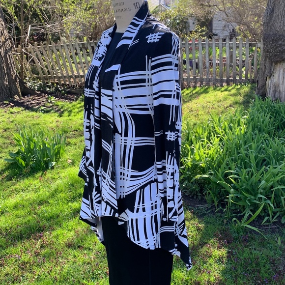 Joseph Ribkoff Black/White Stylish Jacket - Picture 5 of 15